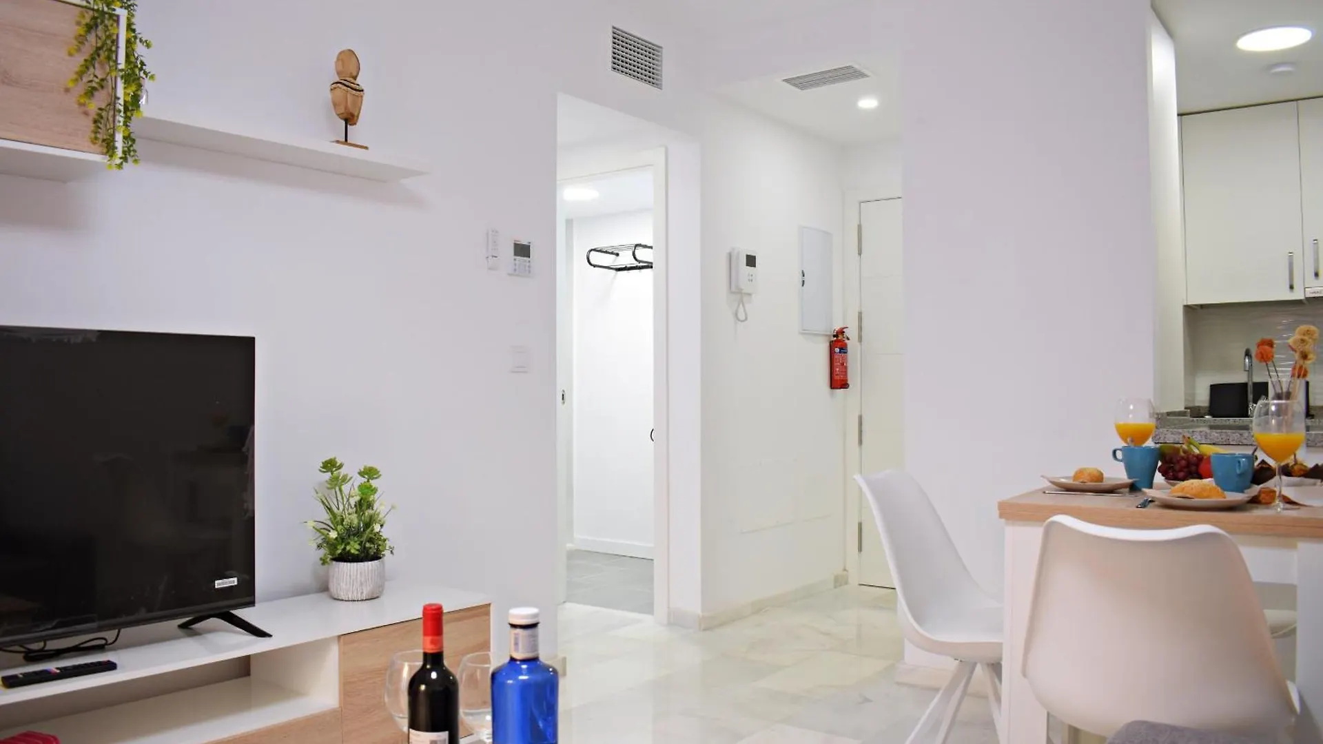 At La Isla Preciosos Apartamentos Cerca Del Centro De La Ciudad Y De La Playa Malaga