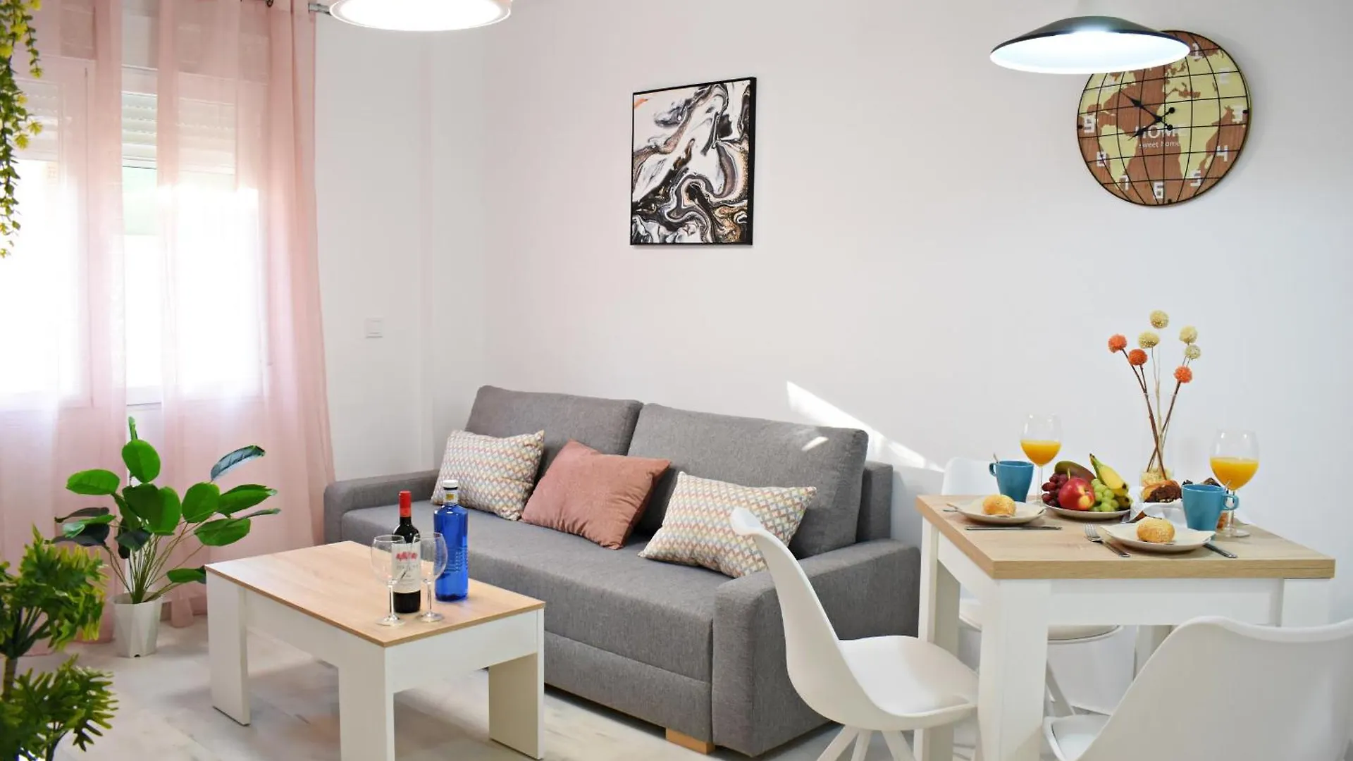 Apartment At La Isla Preciosos Apartamentos Cerca Del Centro De La Ciudad Y De La Playa Malaga Spain