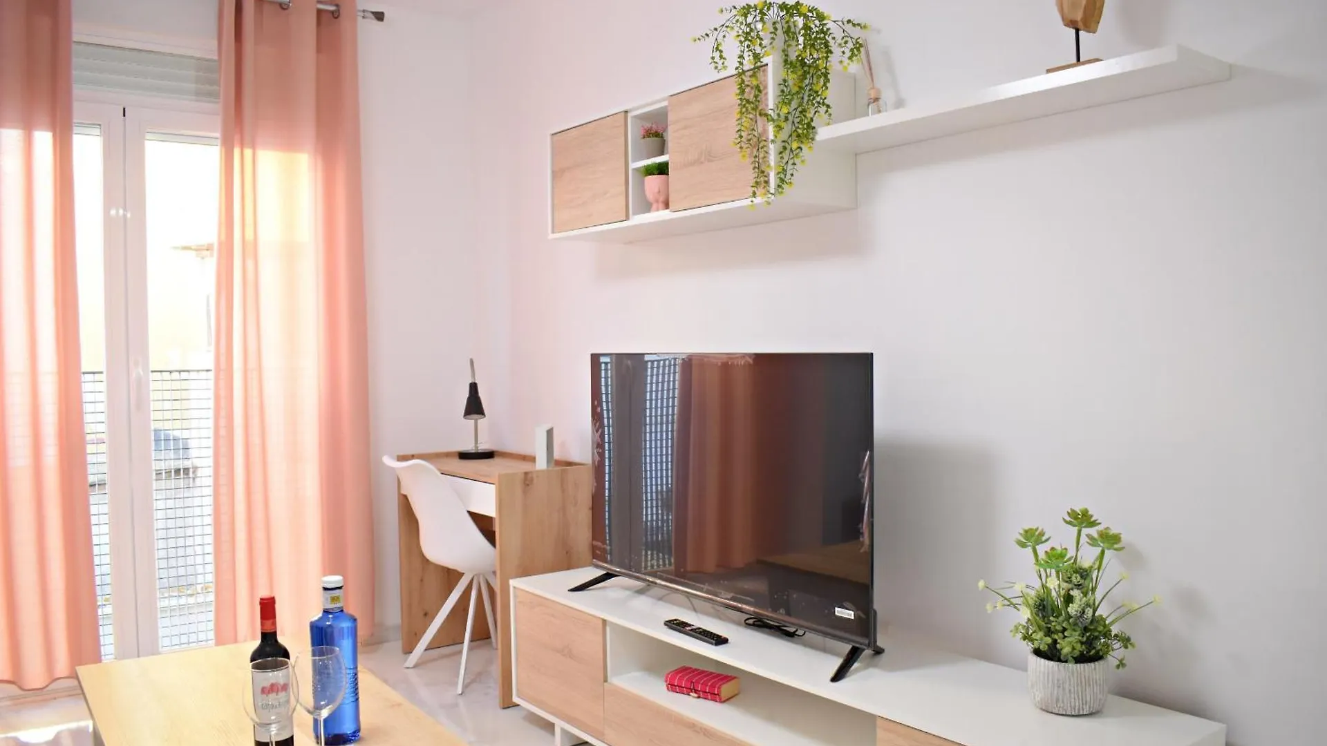 Apartmán At La Isla Preciosos Apartamentos Cerca Del Centro De La Ciudad Y De La Playa Màlaga Španělsko