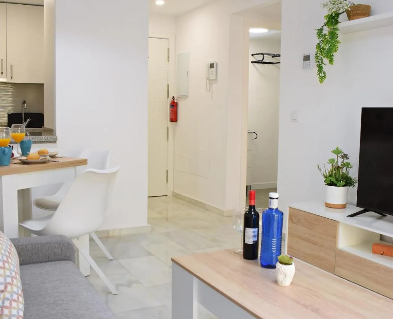 At La Isla Preciosos Apartamentos Cerca Del Centro De La Ciudad Y De La Playa Màlaga 0*,  Španělsko