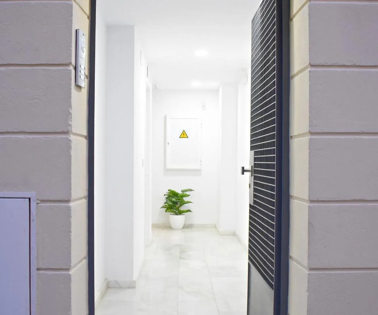 At La Isla Preciosos Apartamentos Cerca Del Centro De La Ciudad Y De La Playa Màlaga